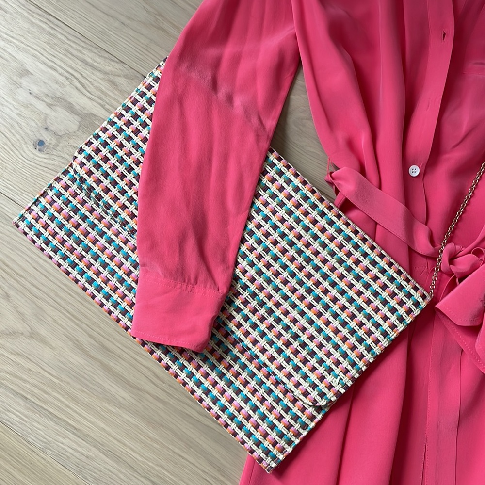 Summer Flat woven clutch